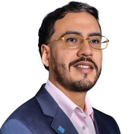 Victor Paredes Photo